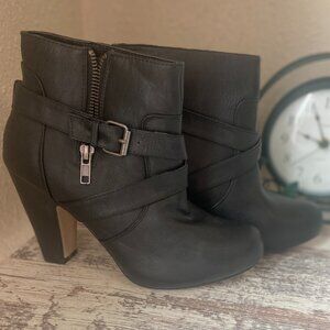 Madden Girl Sharpen Black Block Heel Bootie 8